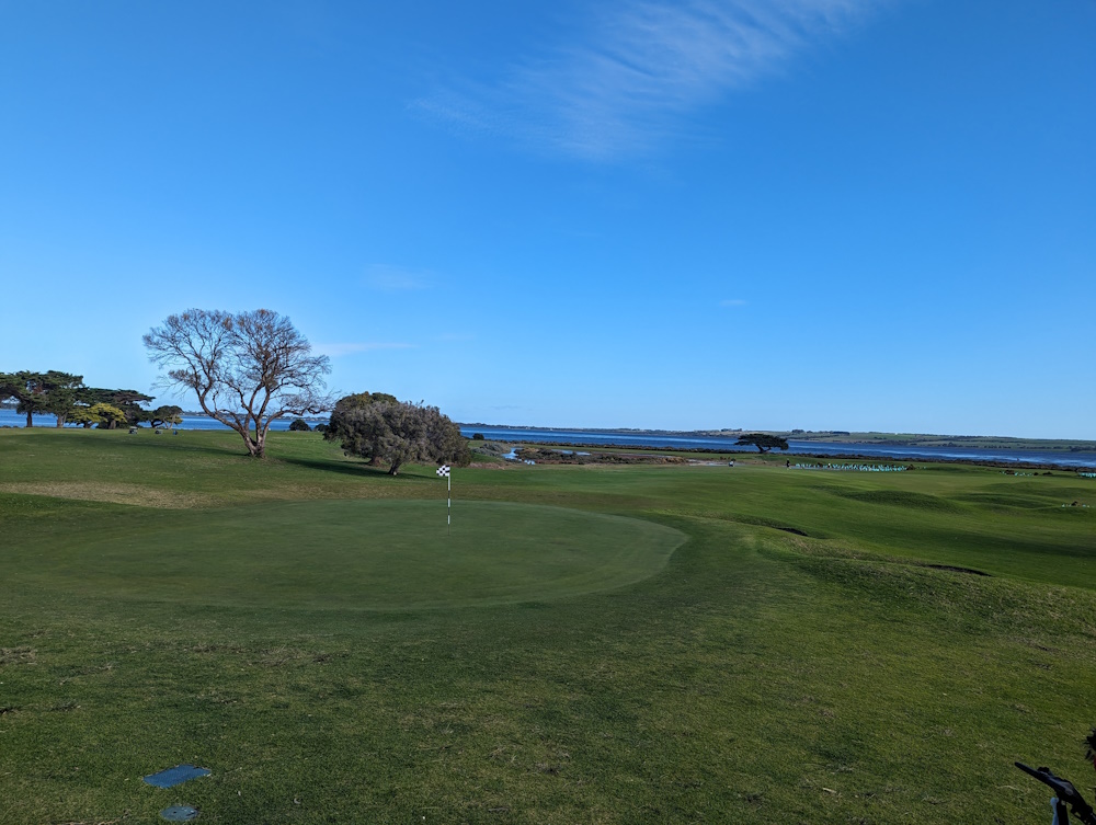 Queenscliff — Photo 4